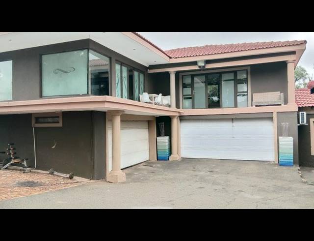 3 BEDROOM HOUSE FOR SALE IN MEREDALE